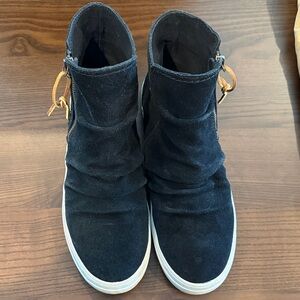 Sperry Black Suede Women’s Ankle Sneaker Size 8.5